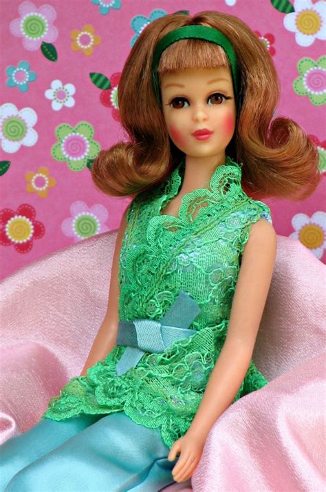 Ipernity Francie S Satin Supper By K E S Kloset Dress Barbie Doll Vintage Barbie Clothes