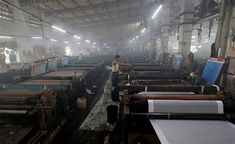 Pakistans Textile Sector Back At Full Capacity