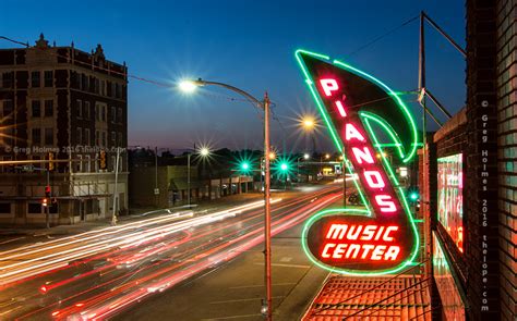 Johnson Music Center Neon Music Note Sign Hutchinson Ks