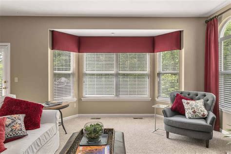 Best Window Treatments For Windows That Are Close Together Window