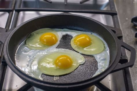 Fried Eggs Whats The Difference Fried Eggs Over Hard Recipe