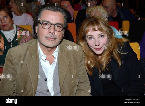 Christophe Barratier Et Julie Depardieu Participent Au Concert Roberto