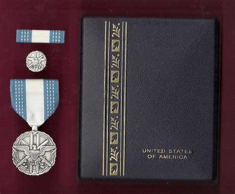 Jcs Joint Chiefs Of Staff Medal For Meritorious Civilian Service In