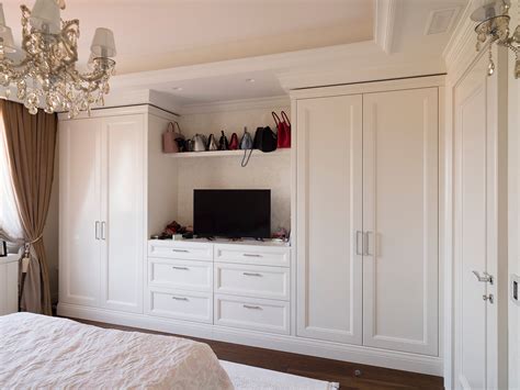 Your little one can keep tidy with this huge wardrobe to store all their bits and pieces in! Fitted Wardrobes Ideas | Bedroom Ideas for Couples
