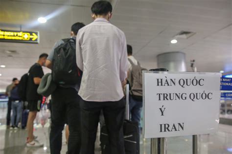 Hiện thuê trọ sau bến xe. VIDEO: Cận cảnh quy trình khai báo y tế bắt buộc ở Sân bay ...
