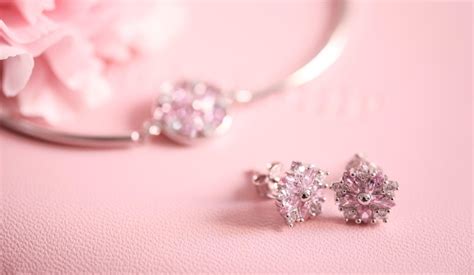 6 Reasons Why Are Pink Diamonds So Rare And Valuable