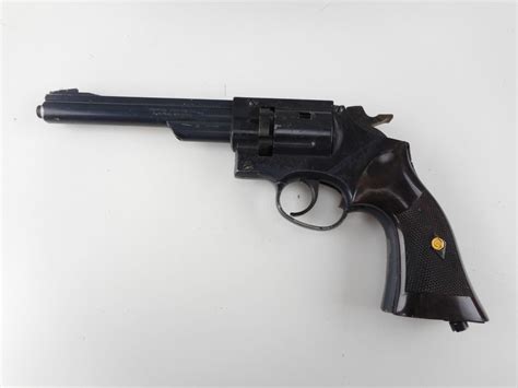 Crosman Model 38t Air Pistol With Holster Switzers Auction