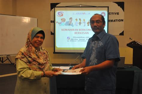 Papa(akhirnya kau tewas jua!) sinopsis. UNIT BAHASA MELAYU KVDLM: Majlis Penyampaian Sijil Tamat ...