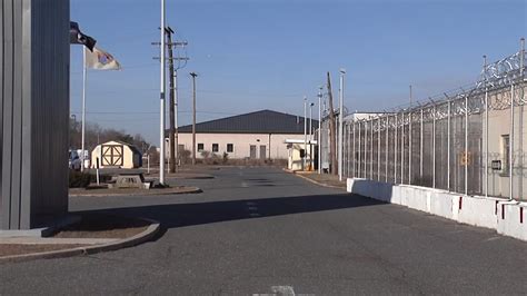 Christie Plans To Reopen Mid State Prison As Drug Treatment Center For