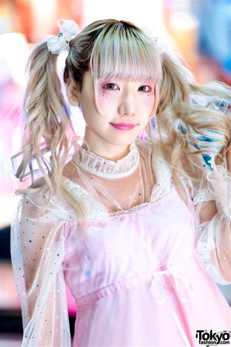 Japanese Idol Rinahamu In Harajuku W Twintails And Kawaii Pastel Fashion