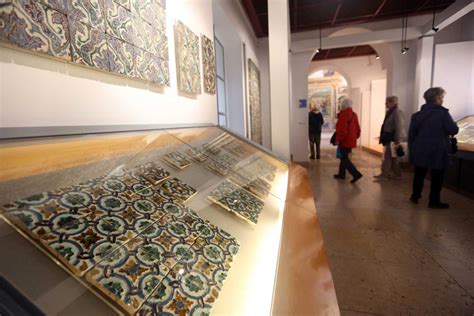Nova Exposição Do Museu Do Azulejo Homenageia As Mulheres Na Cerâmica
