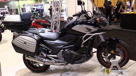 Nc700 series was a 'new concept', being unlike conventional motorcycles, a bike designed for commuters, new or veteran riders. 2015 Honda NC700X Acessorized - Walkaround - 2015 AIMExpo ...