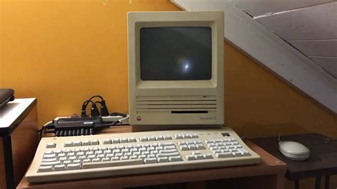 Apple Macintosh Se 1987 Overview Youtube