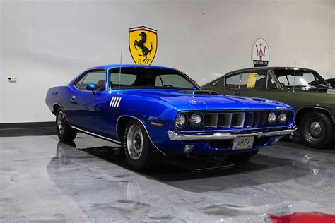 Order top discount 71 hemi cuda at thefindom.com store with free delivery in u.s., united kingdom, australia and canada. 1971 Plymouth Hemi Cuda | Recently Sold For $396,000