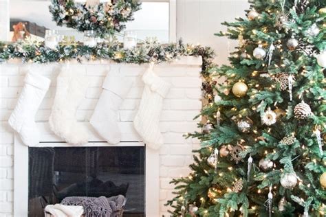 Rustic Glam Christmas Tree And Mantel Yellow Bliss Road