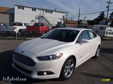 Ford fusion white is one of the most successful vehicles marketed by the company. 2013 Ford Fusion Hybrid SE in White Platinum Metallic Tri ...