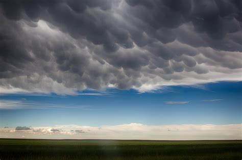 Mammatus Clouds In Colorado Plains After Spring Storm Roddlysatisfying