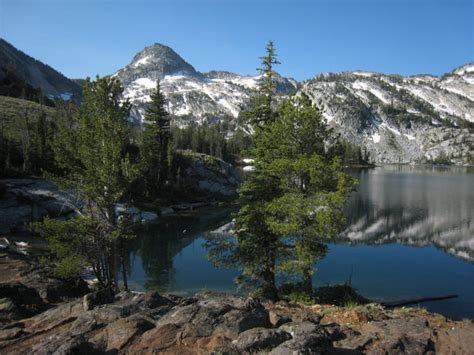 9 Beautiful Crystal Clear Alpine Lakes In Oregon