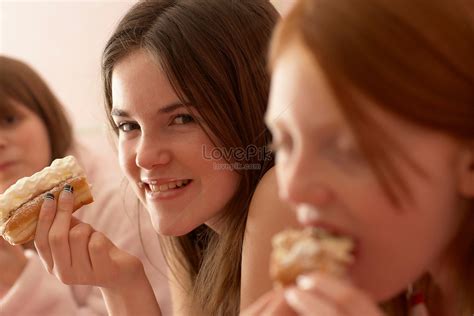 teenage girl eating cream cake picture and hd photos free download on lovepik