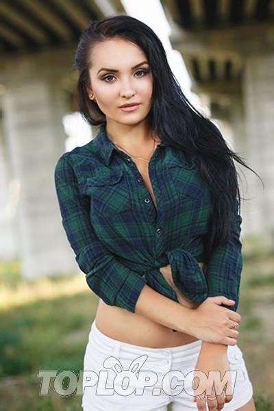 Single Girlfriend Tatiana 31 Yrs Old From Lviv Ukraine I Am Very Caring And Simple Person But