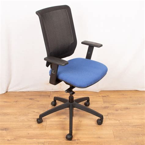 The suspension material gives a more responsive and softer touch. Connection MY Mesh Back Office Chair