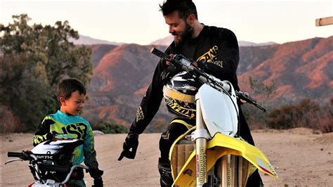 For the bikers, who ride the street bikes these dirt bikes are perplexing to tackle. What you need to know when you start riding a dirt bike ...