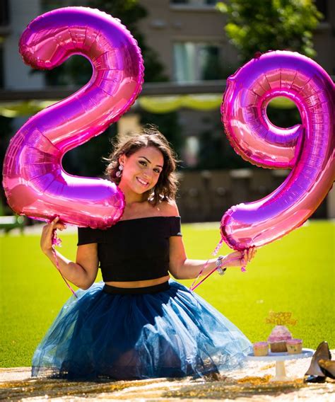 Birthday gift ideas for the woman in your life. 29th Birthday Photo Shoot — Style by Mary | Birthday ...