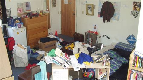 Clutter Takes A Huge Toll On Our Lives Howstuffworks