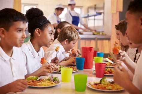 10 Tips On How To Eat Healthy At School Cafeteria My Healthy School