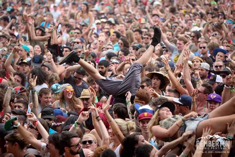 A Few Things To Know About Festival Crowd Etiquette