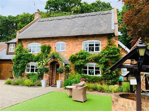 Luxury New Forest Cottage Rental Sleeps 8 10 Book Early Updated