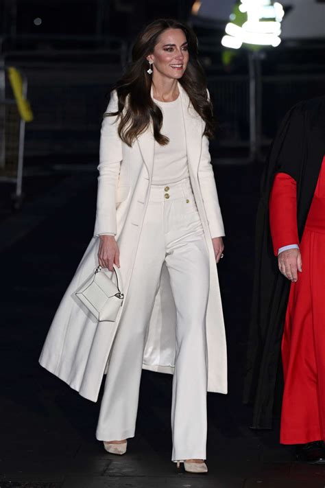Kate Middleton Wears Winter White For Christmas Concert See Photos