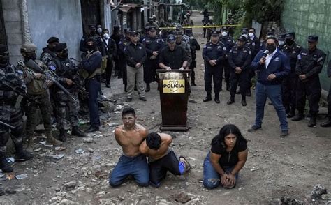 el salvador intensifies ‘war on gangs after three police officers killed