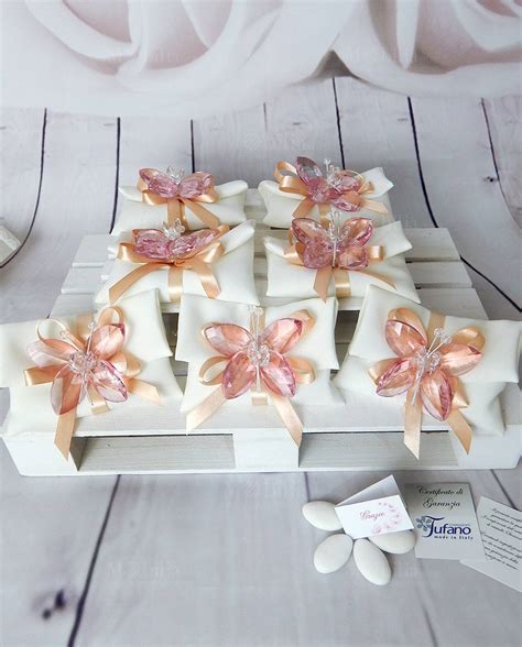 Più di 5.000 articoli sono suddivisi per categorie per rendere più semplice e immediata la consultazione. Bomboniera farfalla cristallo Swarovski rosa di Tufano ...