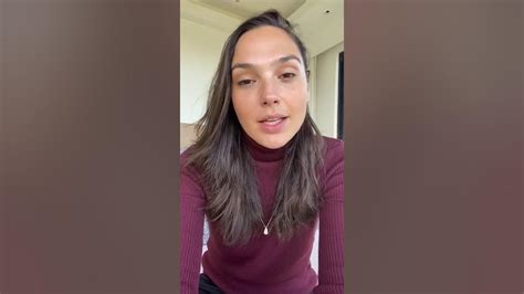 Gal Gadot Singing Imagine Feat Natalie Portman Sia And More Youtube