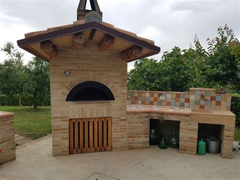 Intonaco panchina in muratura muri di calcestruzzo potare il limone cucina in muratura fai da te: Abitazione privata - Forno pizza a legna - Forni a legna usati