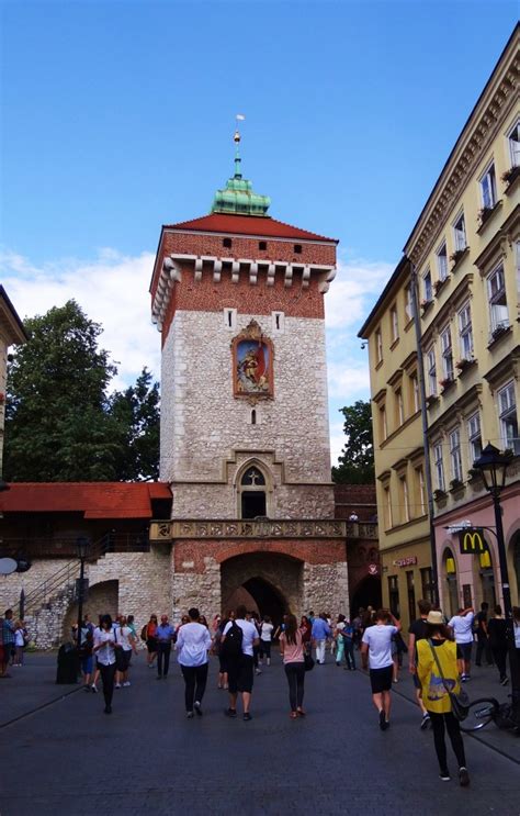 Gps devices are widespread and use these parameters for. Foto: Brama Floriańska - Kraków (Lesser Poland Voivodeship ...