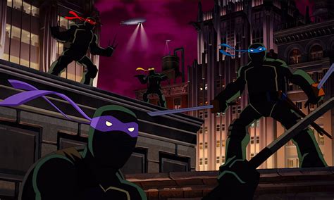 Batman and his allies team up with the turtles to battle shredder, ra's al ghul, and the league of assassins. WBHE Premiering New 'Justice League' & 'Batman vs. TMNT ...