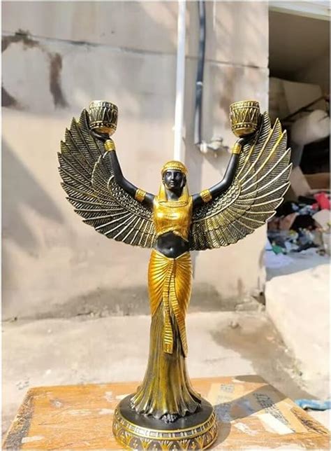 Tomyeus Statua Della Dea Egizia Con Le Ali Spiegate Statua Egizia Di