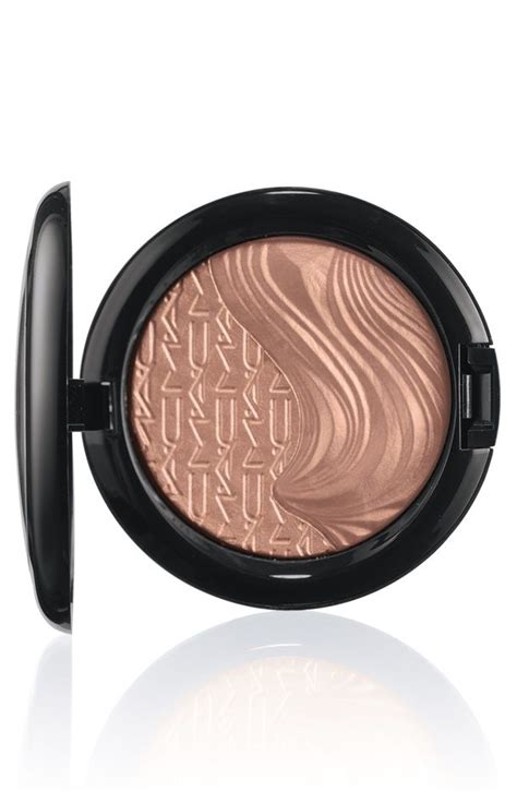 MAC Magnetic Nude Extra Dimension Skinfinish In Fairly Precious