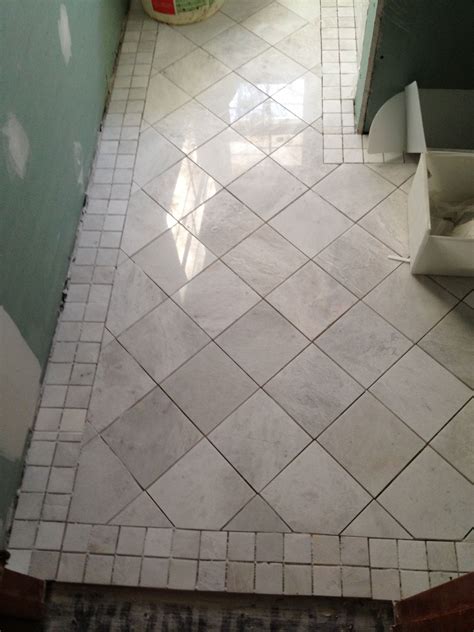 We've assembled some low/high budget solutions to update your bathroom including ideas for tile, hardware, showers, and more. Pin by Fabrizia Delvecchio on Bathroom Design | Closet ...