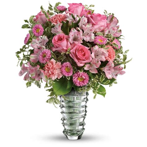Telefloras Rose Fantasy Bouquet In El Paso Tx Dianas Flower Shop