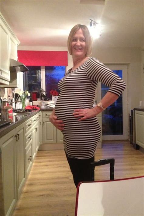 Woman Looks 9 Months Pregnant After Cyst Size Of Rugby Ball Reveals