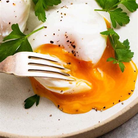 Poached Eggs Recipetin Eats