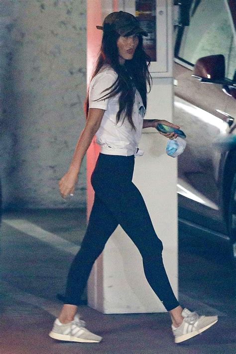Contact megan fox on messenger. Megan Fox - Out in Beverly Hills 06/30/2020 • CelebMafia