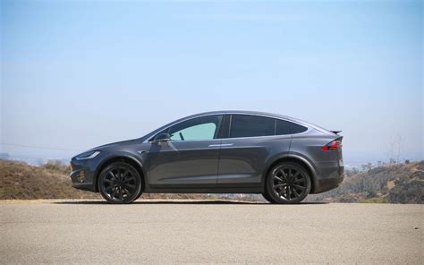 Comparison Tesla Model X P100d 2019 Vs Tesla Model X Long Range