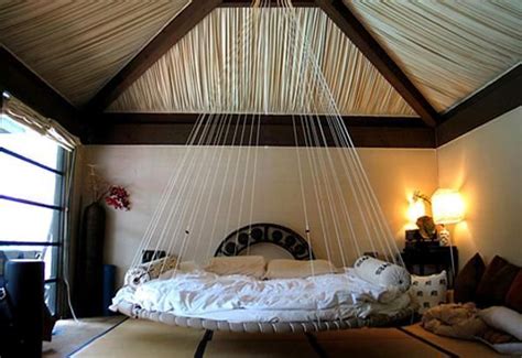 Beds Hanging From Ceiling Suspended Bed Sweet Home Floating Bed Round Beds Dreams Beds Cool