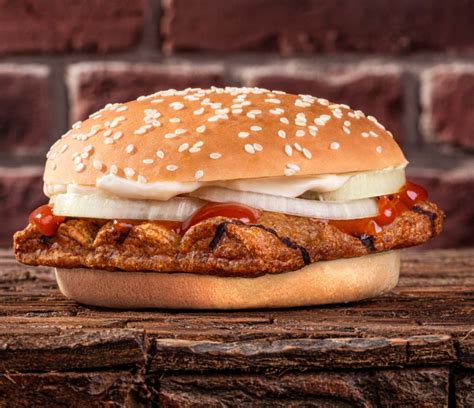 Work your way at burger king. Burger King presenteert een frikandel speciaal in burgervorm