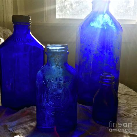 Vintage Blue Glass Bottles Art And Collectibles Collectibles Collectible Glass Jp