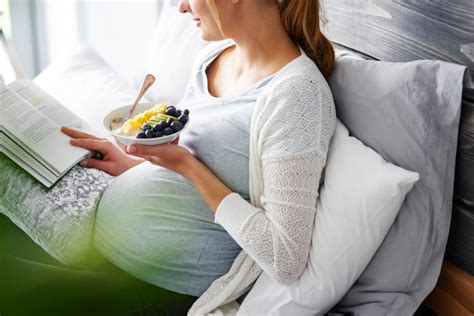 Spożycie kalorii w ciąży i w czasie karmienia piersią: ile powinno wynosić?